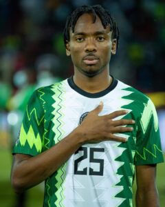 Kelechi Nwakali set to leave Barnsley after summer absence