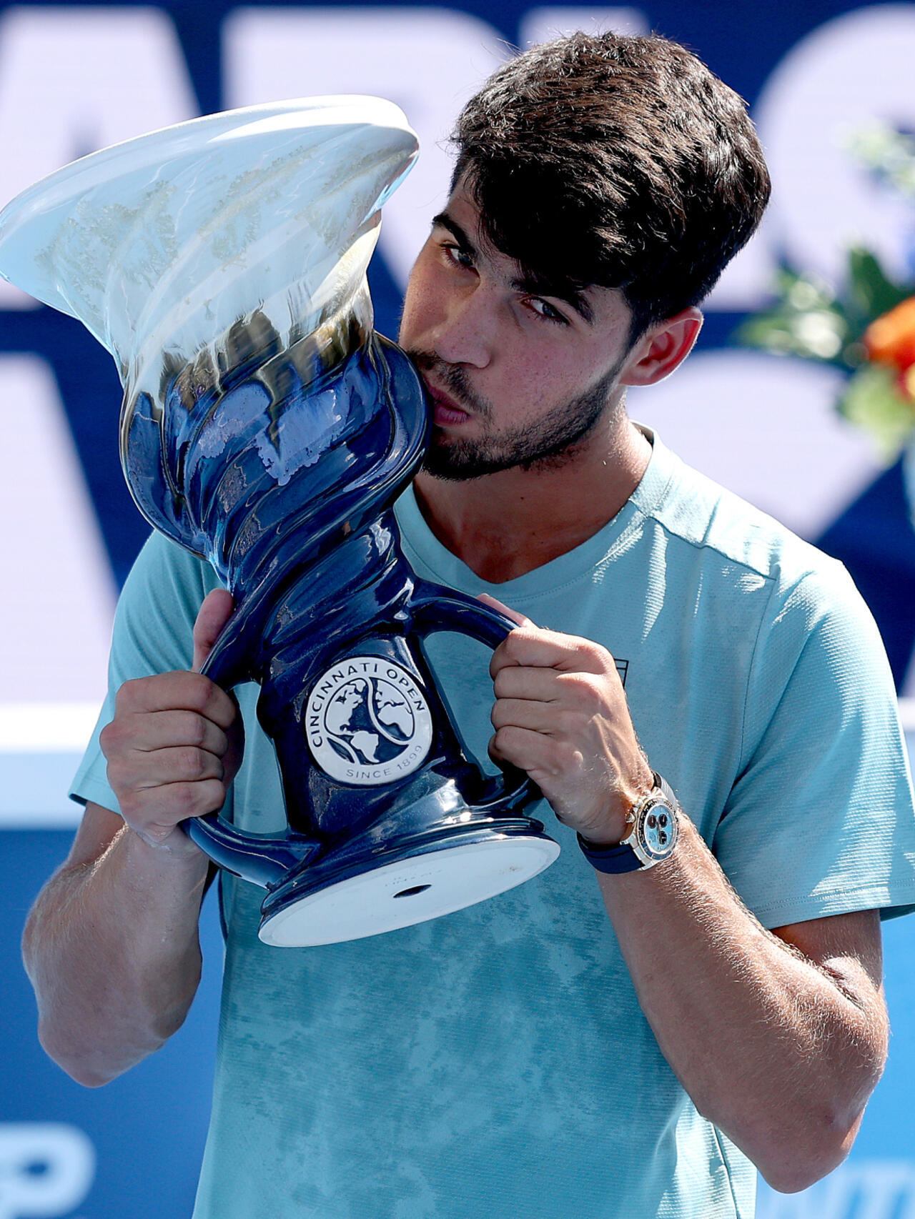 Photo of Alcaraz Lifts Cincinnati Title After Sinner’s Stunning Retirement