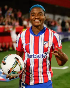 Super Falcons Captain Rasheedat Ajibade Signs for PSG Rasheedat Ajibade Joins Paris Saint-Germain