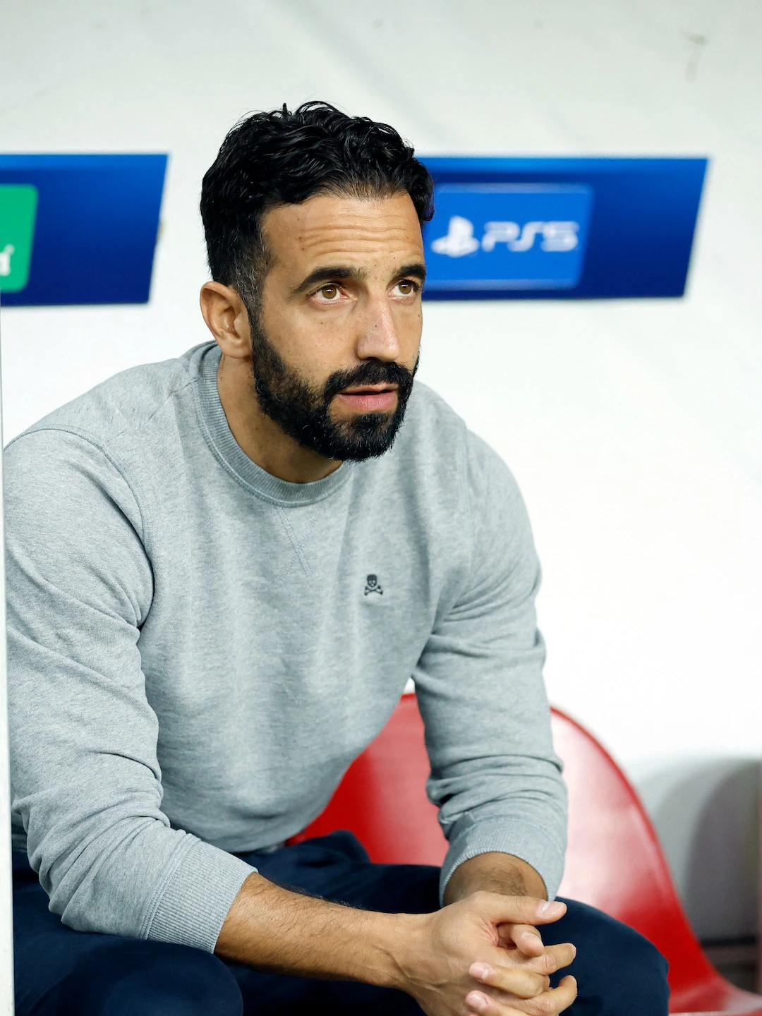 Photo of EFL Cup: Amorim Apologises After United Shock Loss to Grimsby