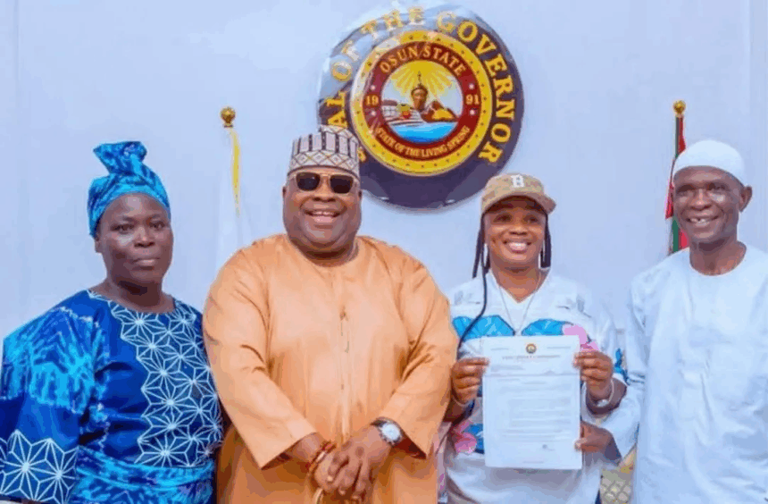 Adeleke AND Puff puff seller.jpg1