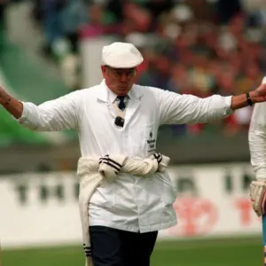 Ex-Cricket Umpire Harold “Dickie” Bird Dies at 92 