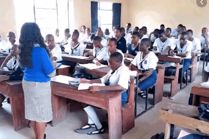 c96ddacefcb272d8d88fc78a2b0fc093