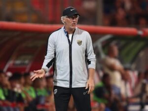 Al Ittihad Sack Laurent Blanc After Al Nassr Defeat
