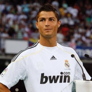 Fact File: Top 10 Players to Score 100 Goals images 10