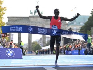Sawe Claims Berlin Marathon in 2:02:16