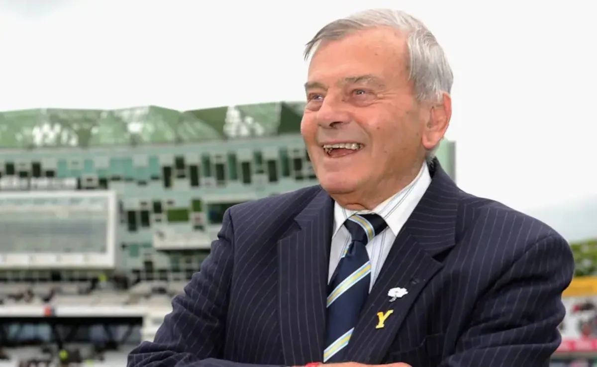 Photo of Ex-Cricket Umpire Harold “Dickie” Bird Dies at 92