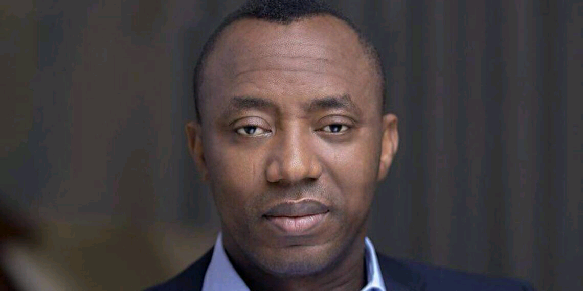 Photo of Sowore blasts police as thugs attack women protesters at Kwara govt house