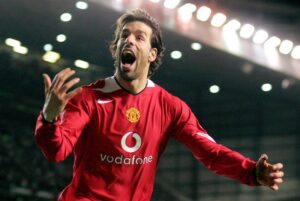 Fact File: Top 10 Players to Score 100 Goals van nistelrooy con la camiseta del manchester united manchesterunited