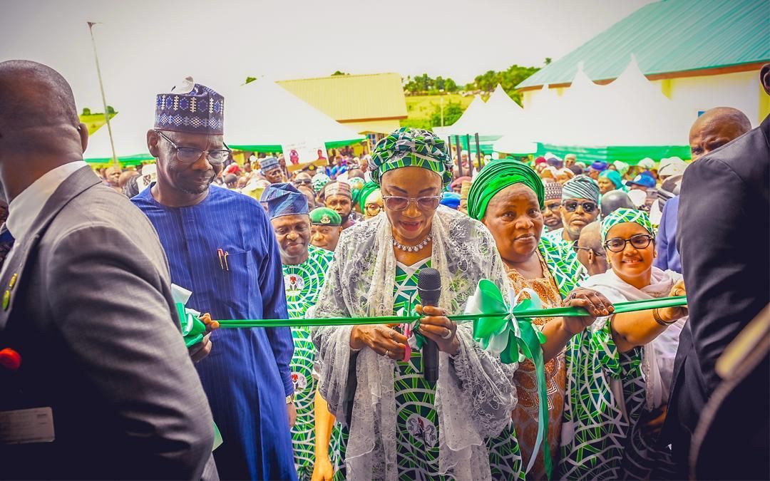 First Lady Oluremi Tinubu Commissions Maternal and Child Hospital in Gombe