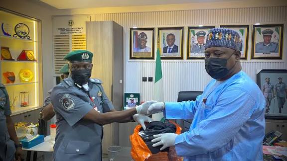 Customs Intercept N562.5m Worth of Crystal Meth on Seme Road, Hands Over Suspect to NDLEA