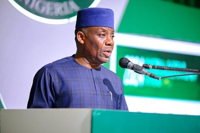 FG Unveils Online Classes for Primary, Secondary Schools to Tackle 1.2m Teacher Shortage