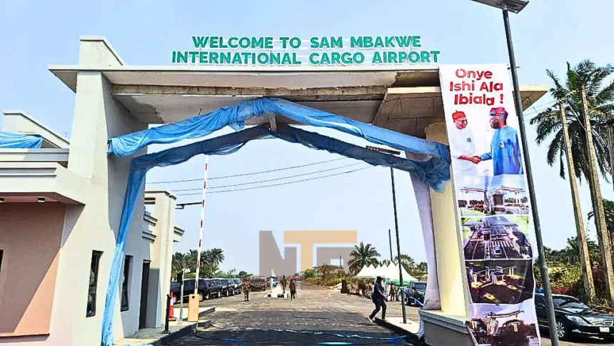 844b6199d5a955bbf737535653d224251