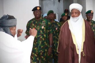 Chief of Army Staff Wahidi and Sultan of Sokoto 1