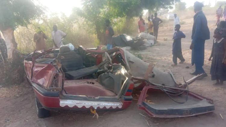 Photo of 11 Die, 9 Injured as Overloaded Car Crashes Into Tree in Jigawa