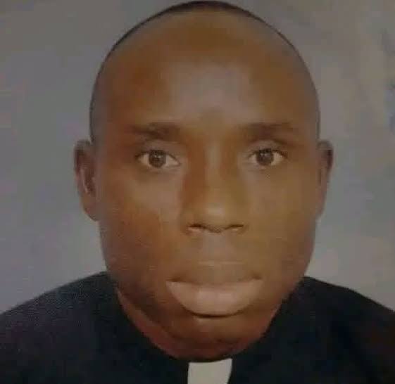 images 2025 12 03T204441.918