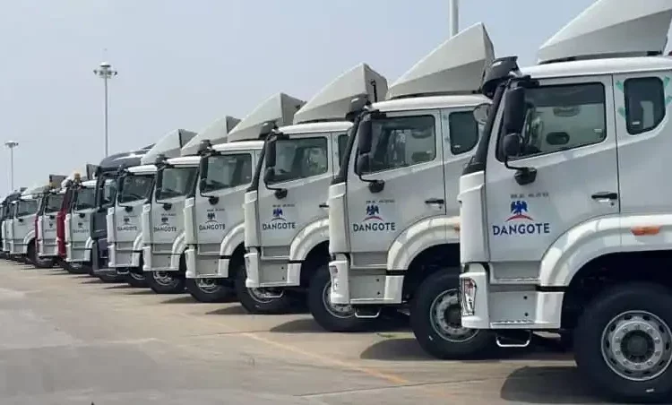 Photo of Marketers Anticipate Petrol Price Drop As Dangote Refinery Finalises Free Product Distribution