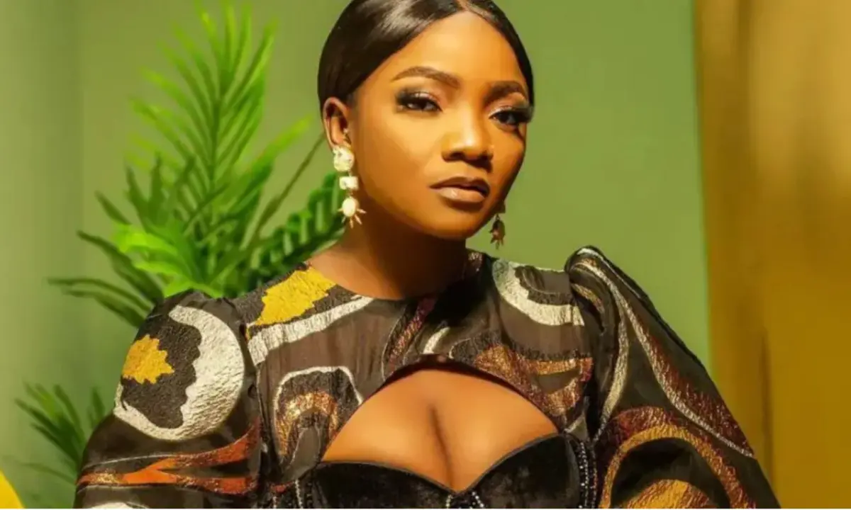 Simi Breaks Silence on Resurfaced 2012 Tweets Amid Backlash