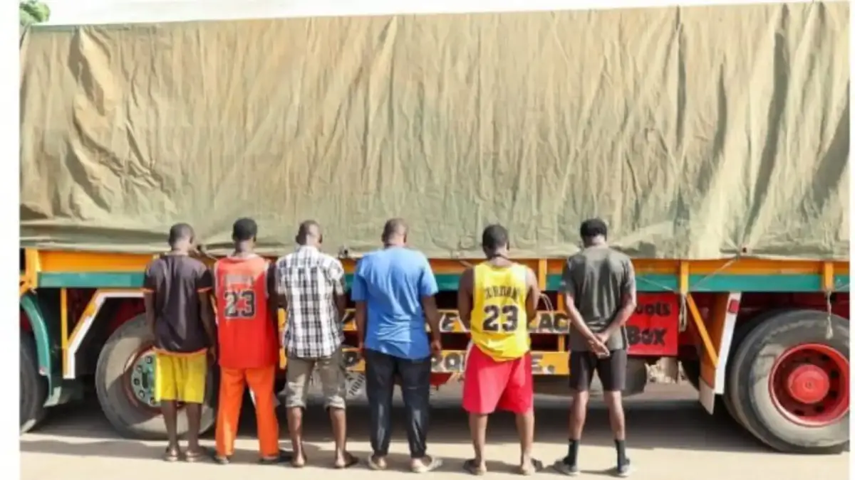 EFCC Arrests 15 Men in Niger State Over Illegal Radioactive Minerals Trade